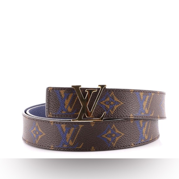 Louis Vuitton
LV Initiales Reversible Belt Rainbow Monogram and
Leather - Picture 2 of 3